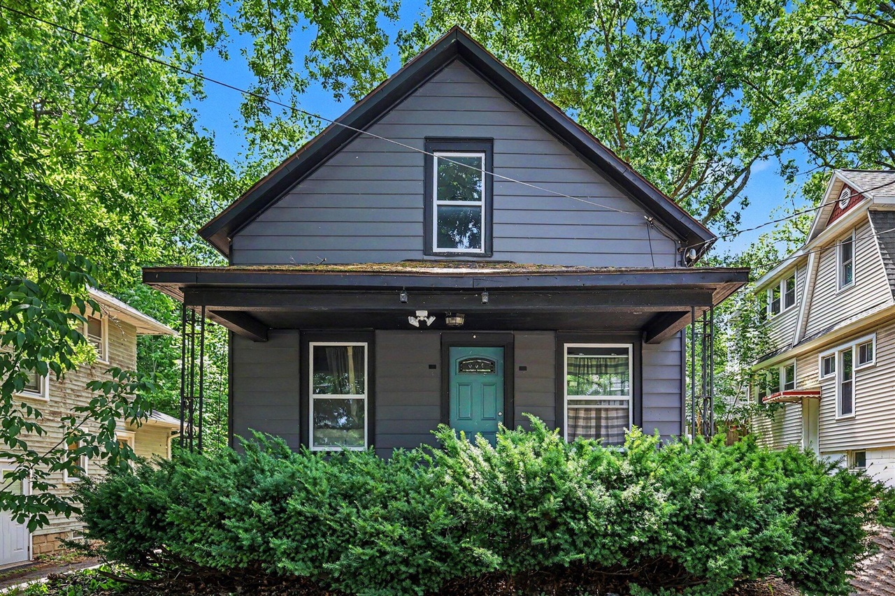 1222 E Kalamazoo Street Property Photo 1