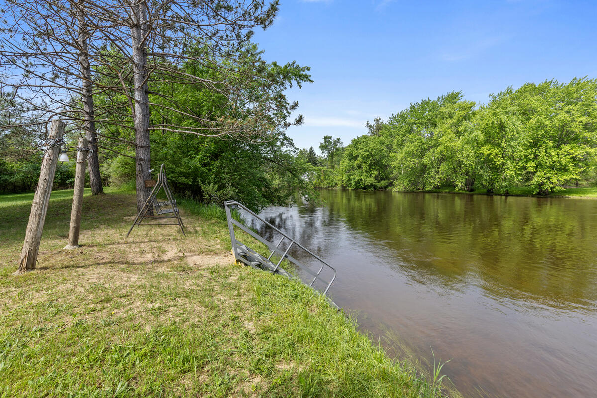 9622 River Bend Drive Property Photo 20