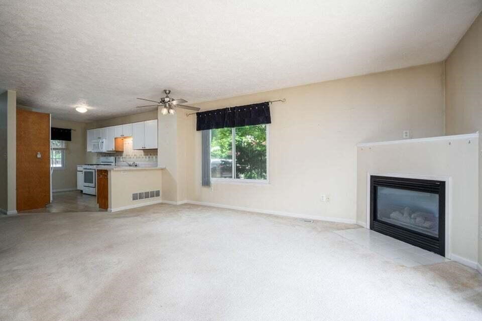 970 Ada Place Drive Property Photo 7
