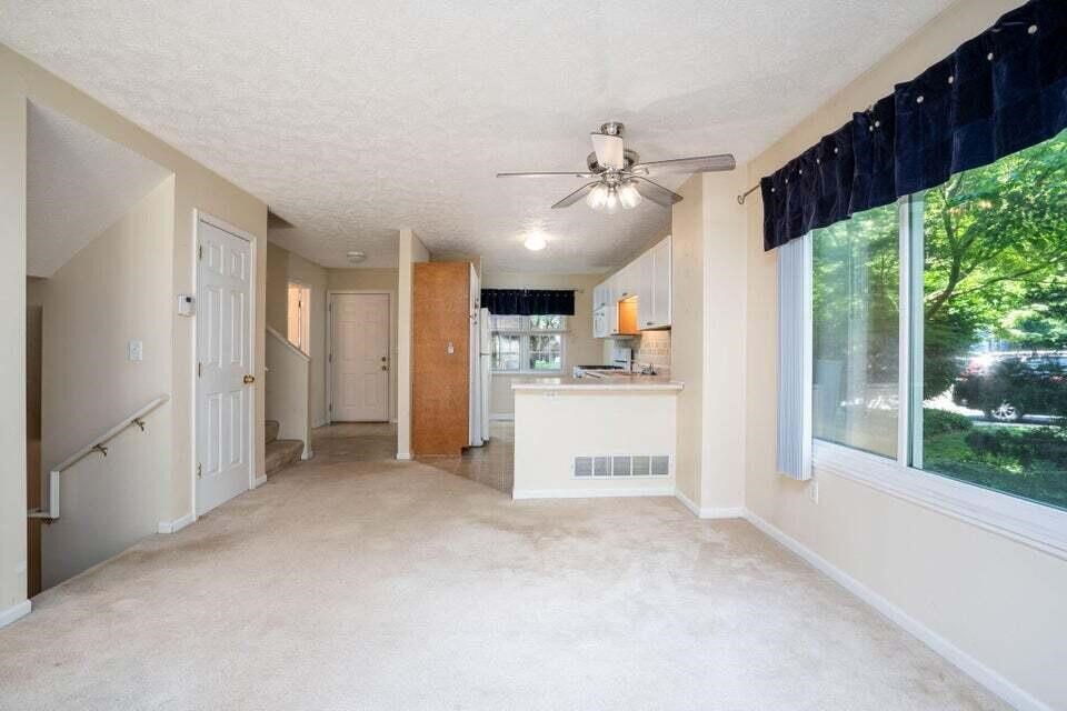 970 Ada Place Drive Property Photo 8