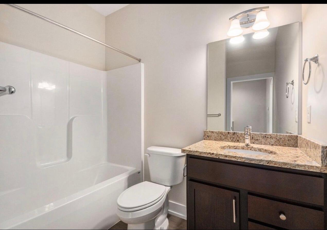 6028 Port View Drive Property Photo 12