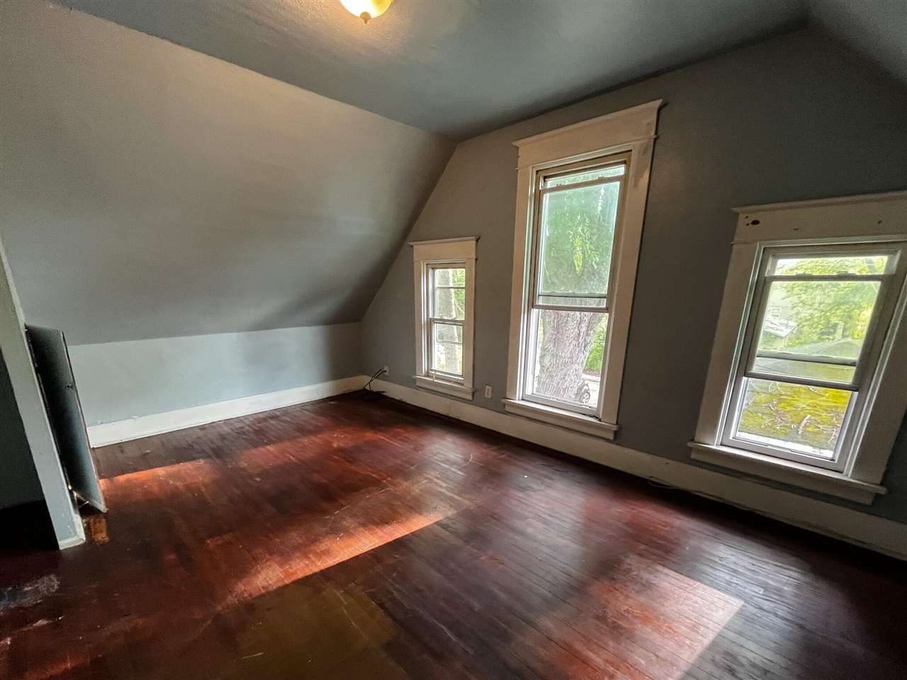 774 Lavette Avenue Property Photo 6