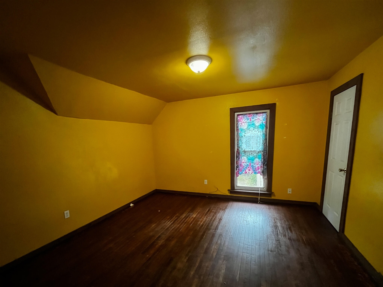 774 Lavette Avenue Property Photo 9