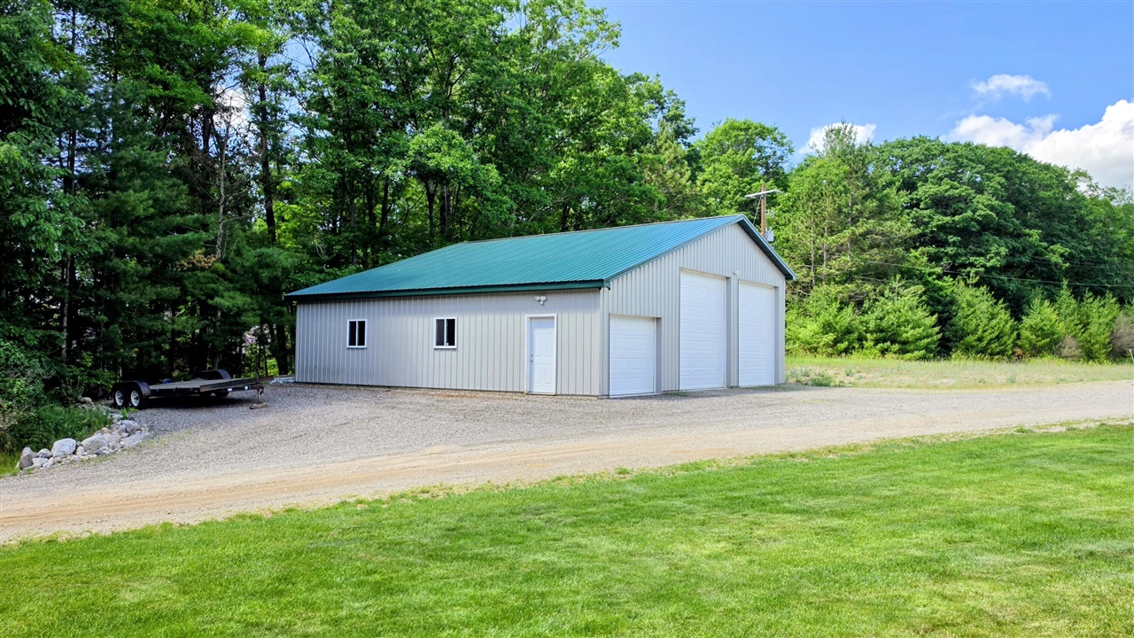 18885 14 Mile Road Property Photo 14