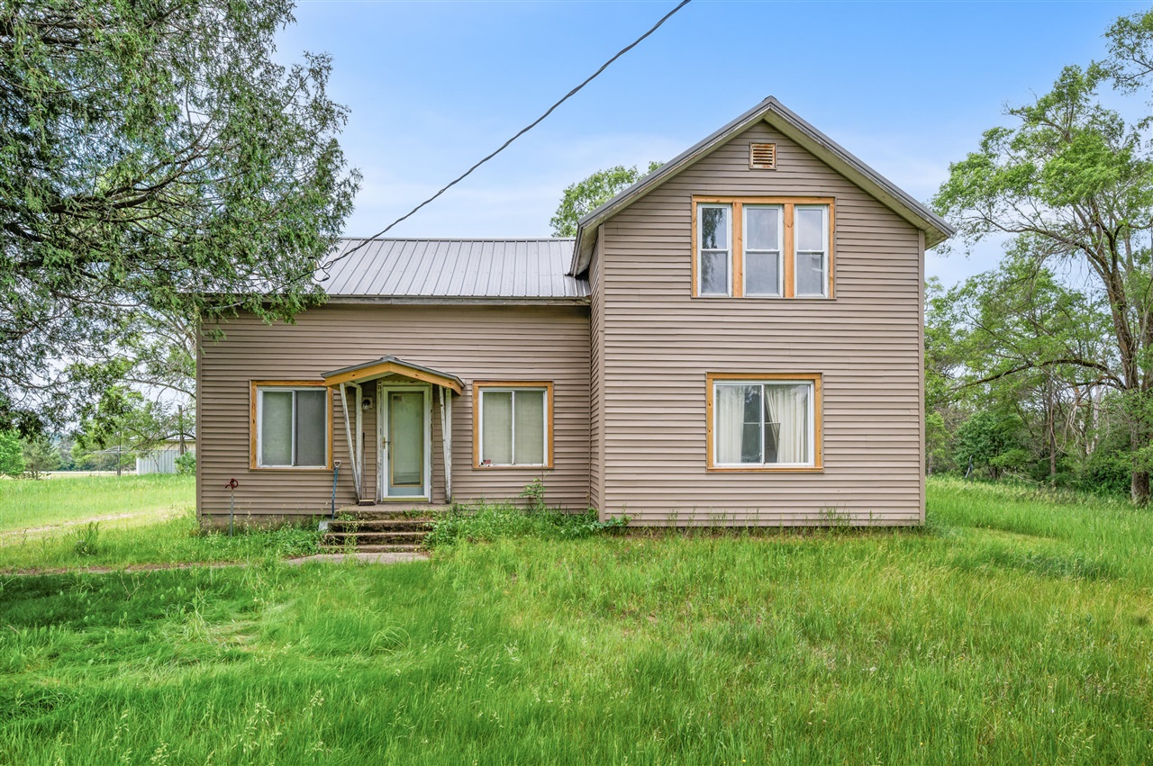 959 165th Avenue Property Photo 1