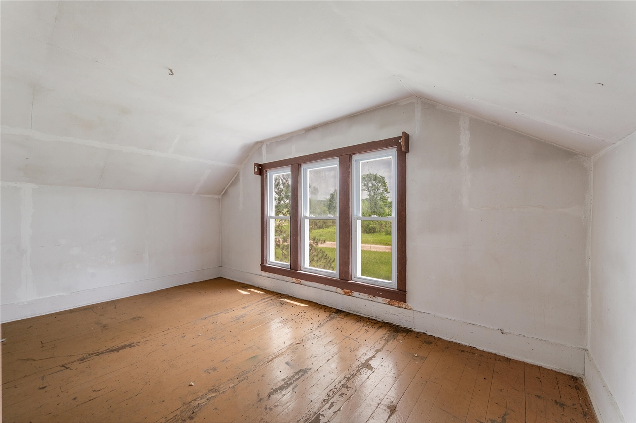 959 165th Avenue Property Photo 16