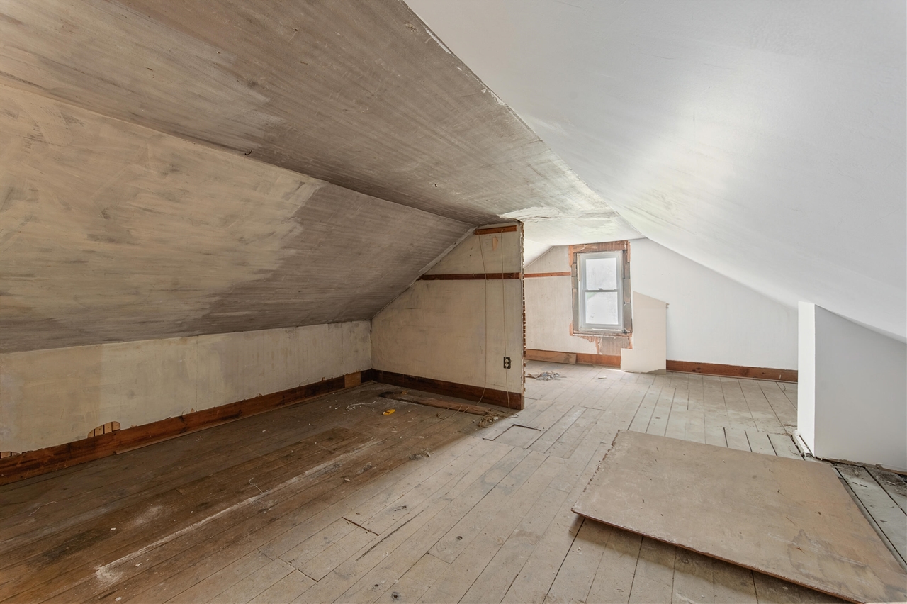 959 165th Avenue Property Photo 17