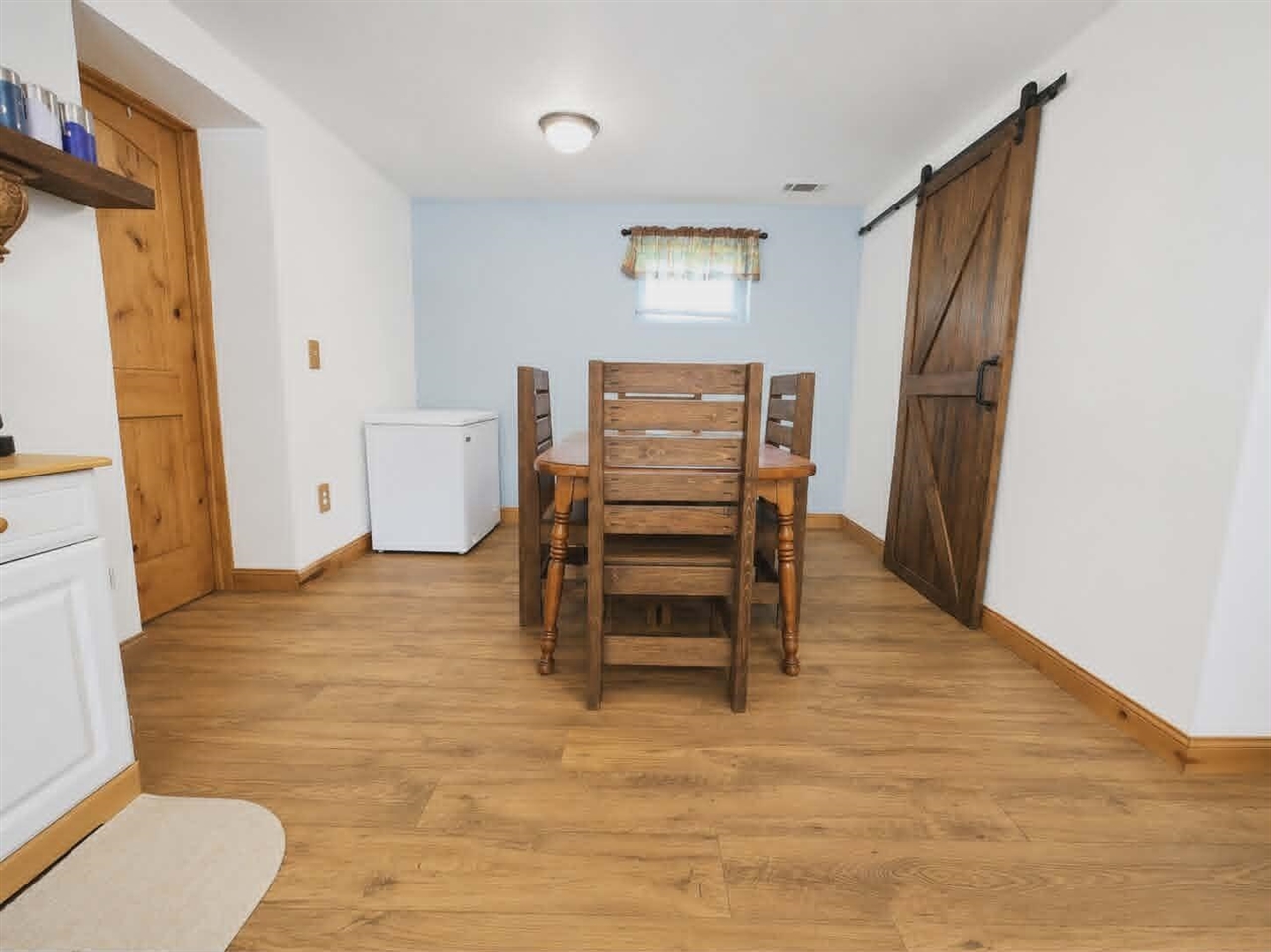 3640 Saint Luke Drive Property Photo 4