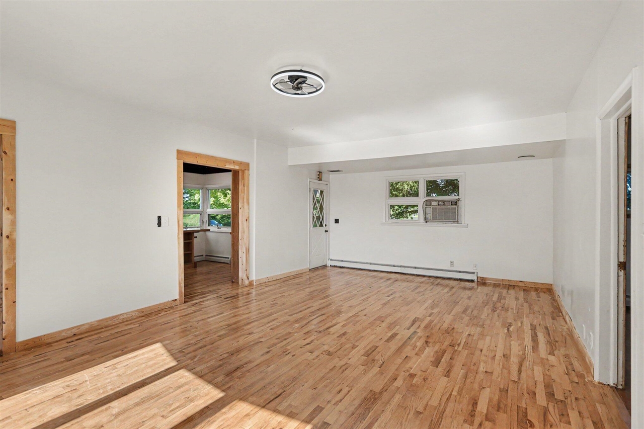 6923 Young Road Property Photo 8