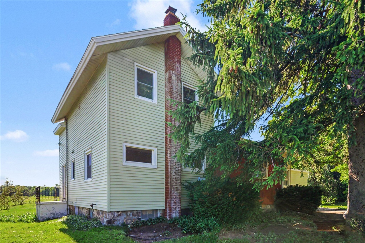 6923 Young Road Property Photo 23