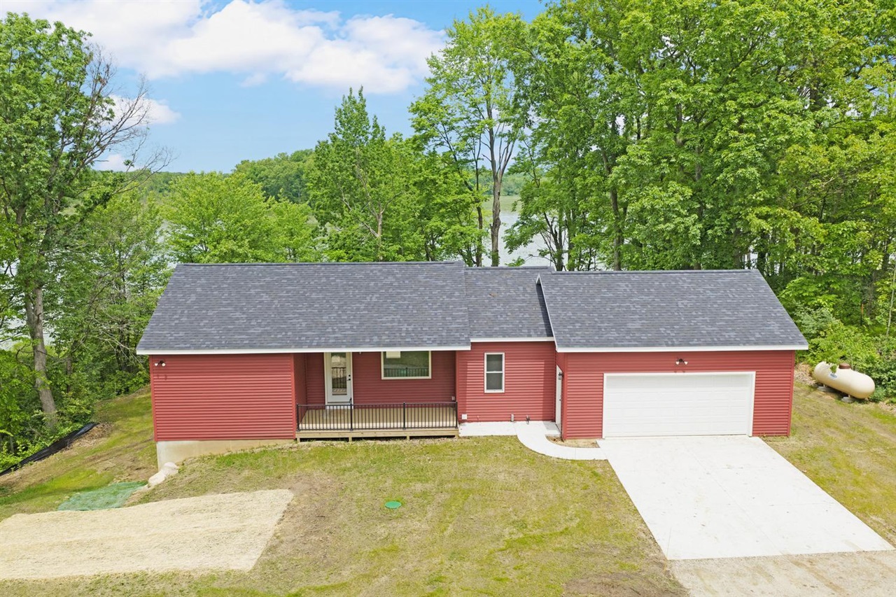 11582 M 60 Property Photo 1