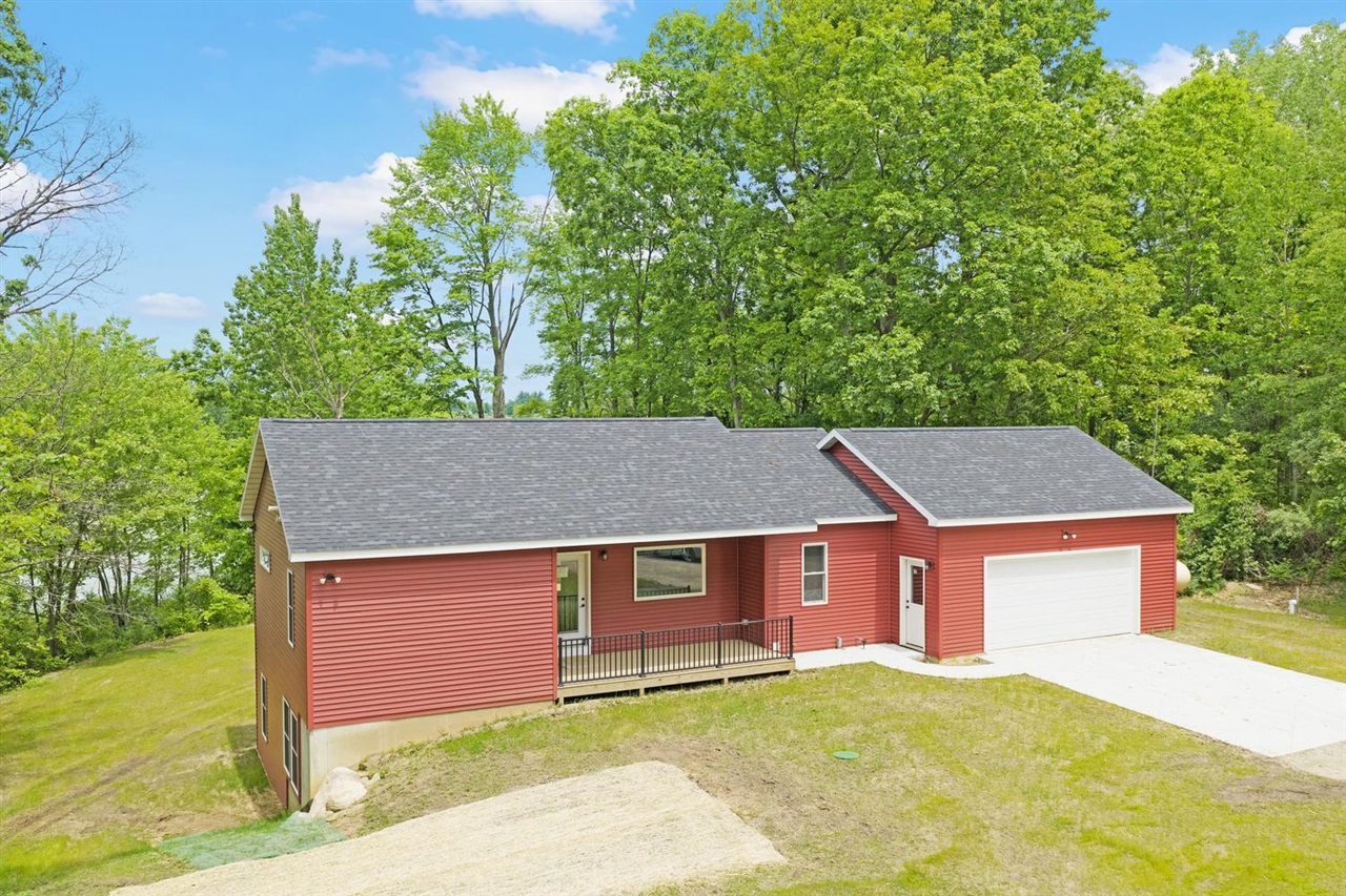 11582 M 60 Property Photo 5