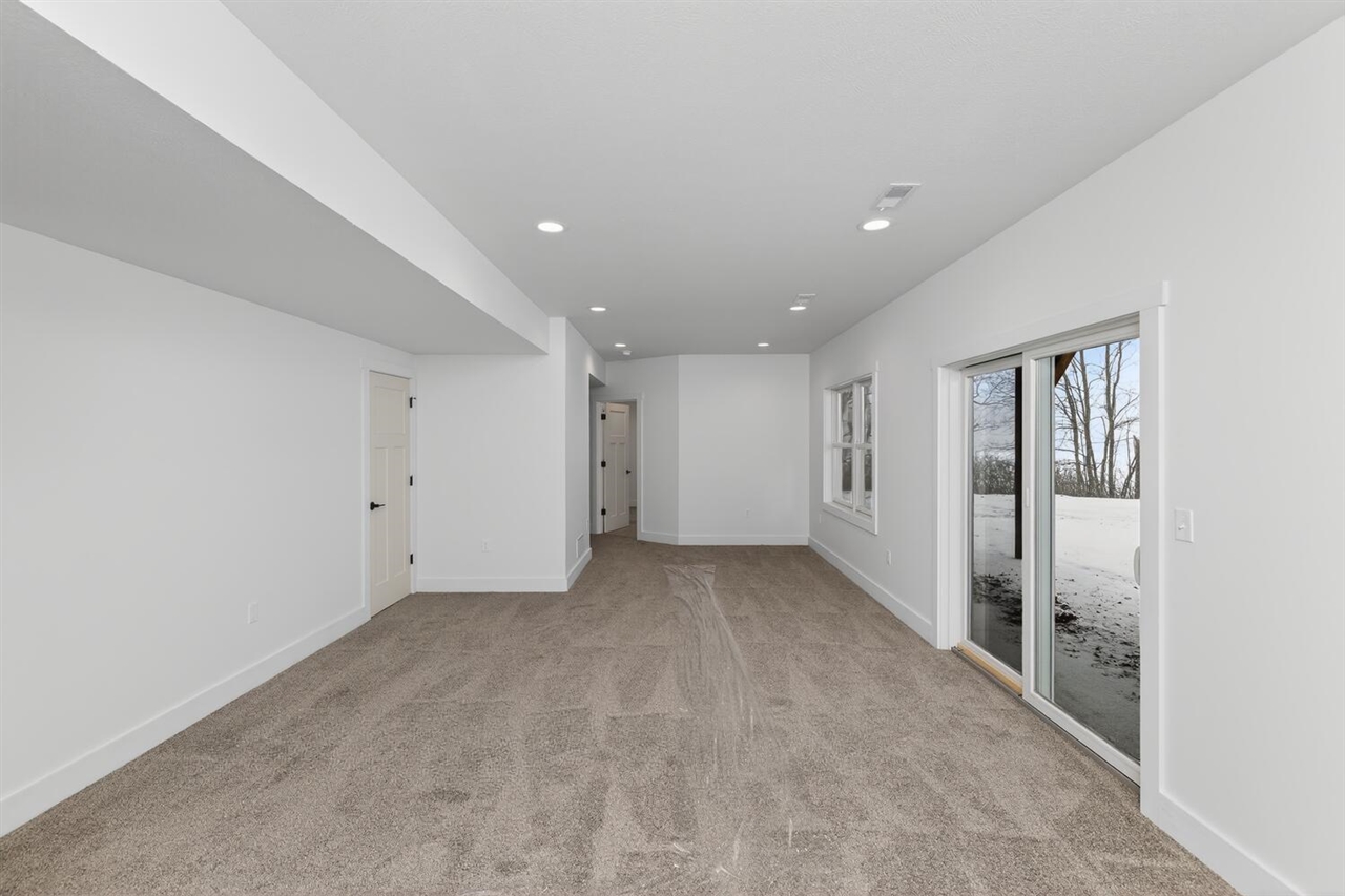 11582 M 60 Property Photo 21