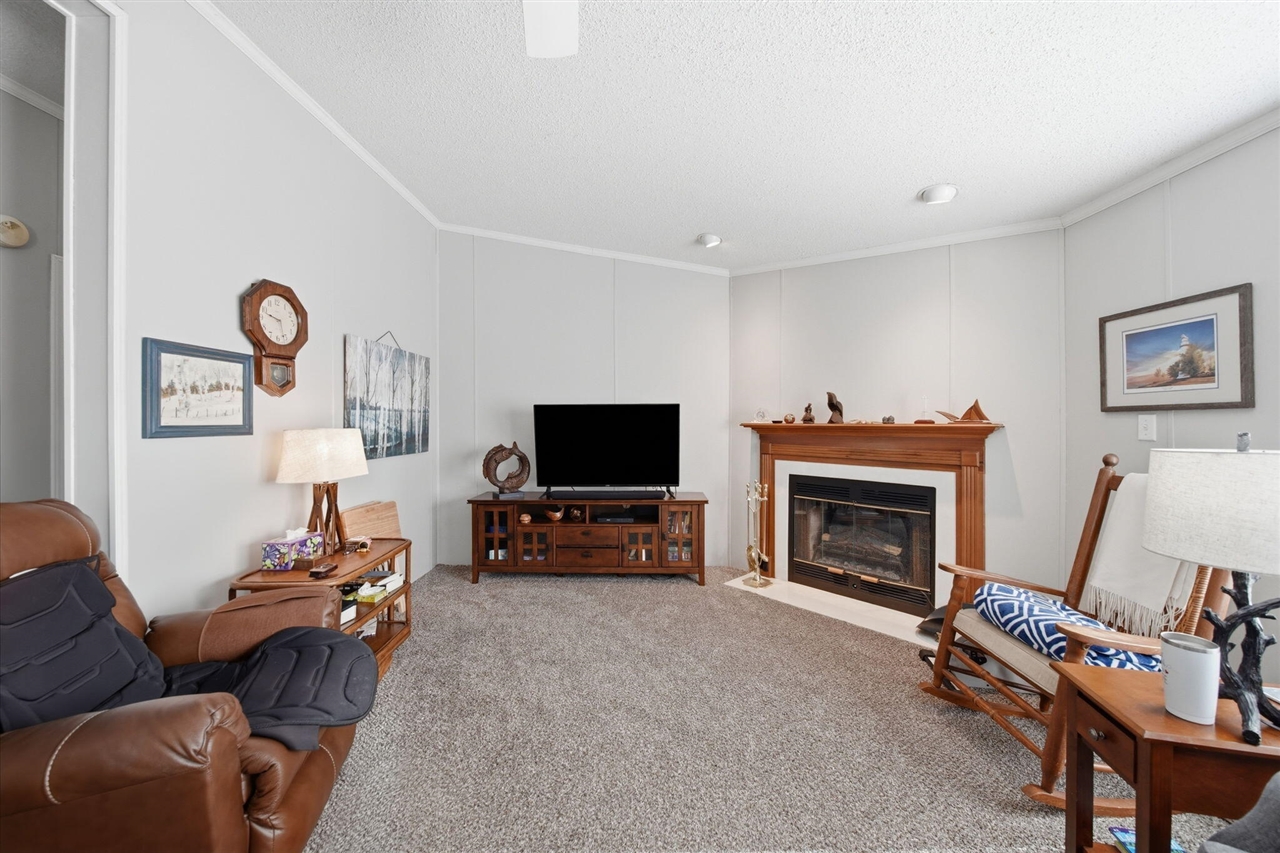 1076 Cambry Circle Property Photo 8