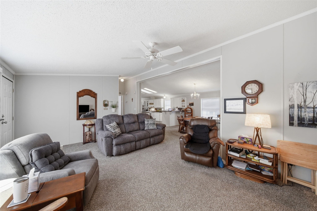 1076 Cambry Circle Property Photo 12