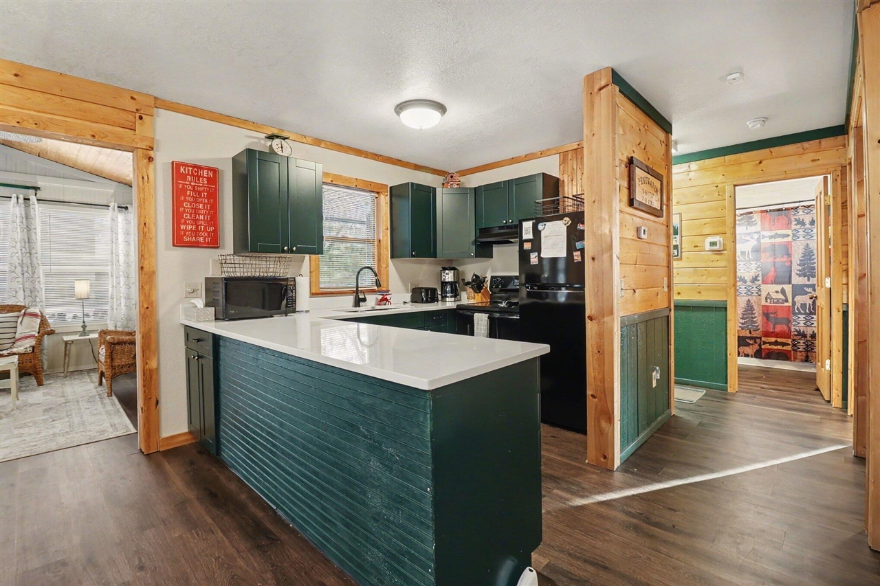 5526 W Longbridge Road Property Photo 12