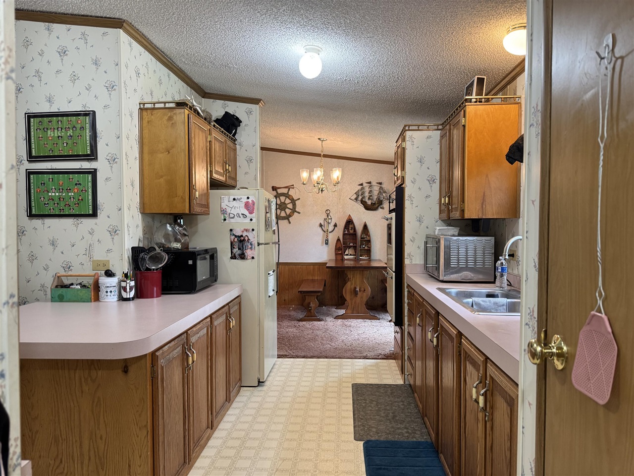 270 Kathy Drive Property Photo 3