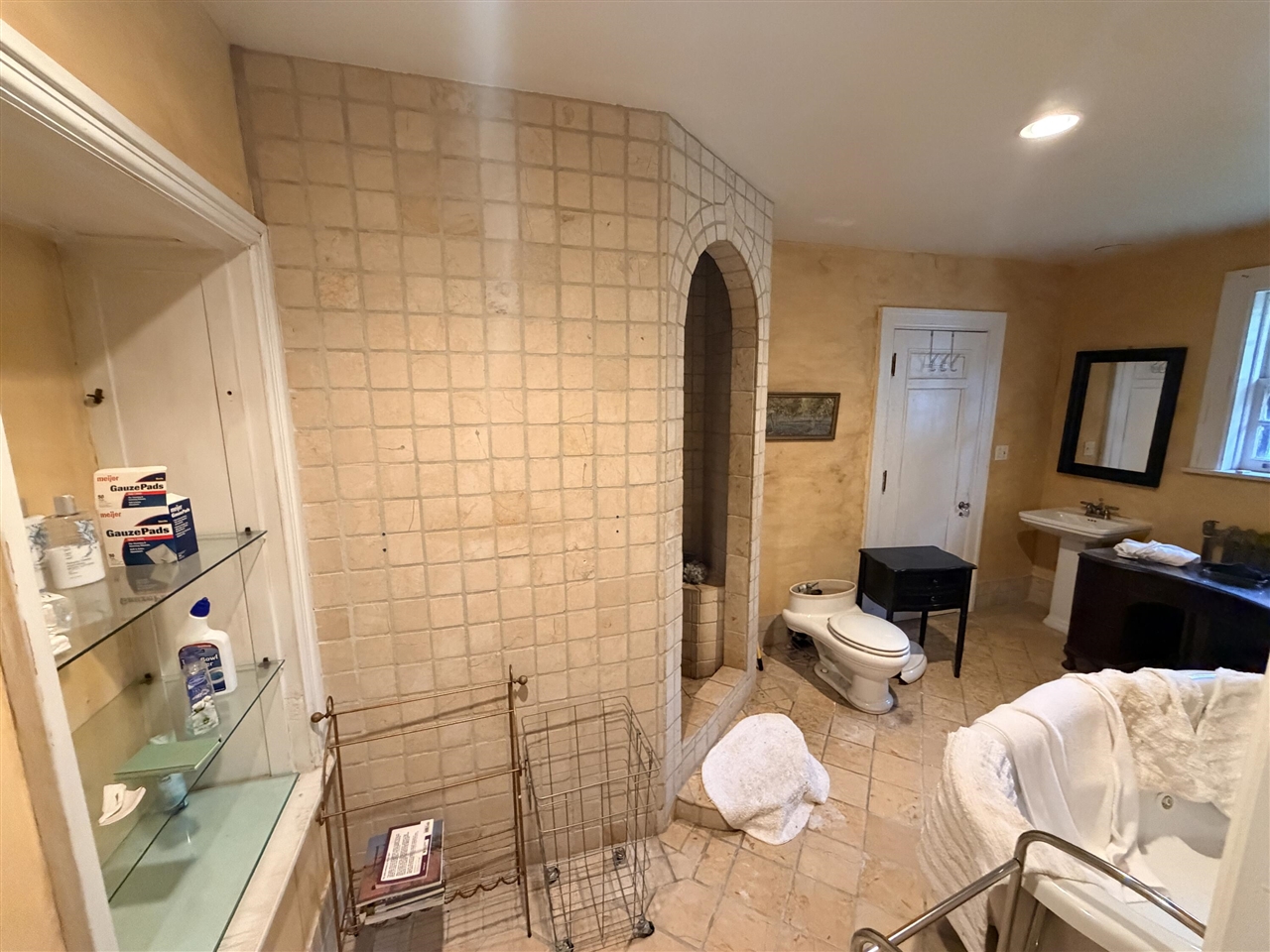 1441 Burns Street Property Photo 42