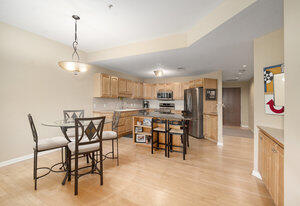 2964 Lakeshore Drive Property Photo 6
