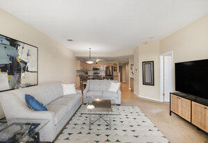 2964 Lakeshore Drive Property Photo 7