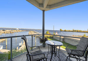 2964 Lakeshore Drive Property Photo 16