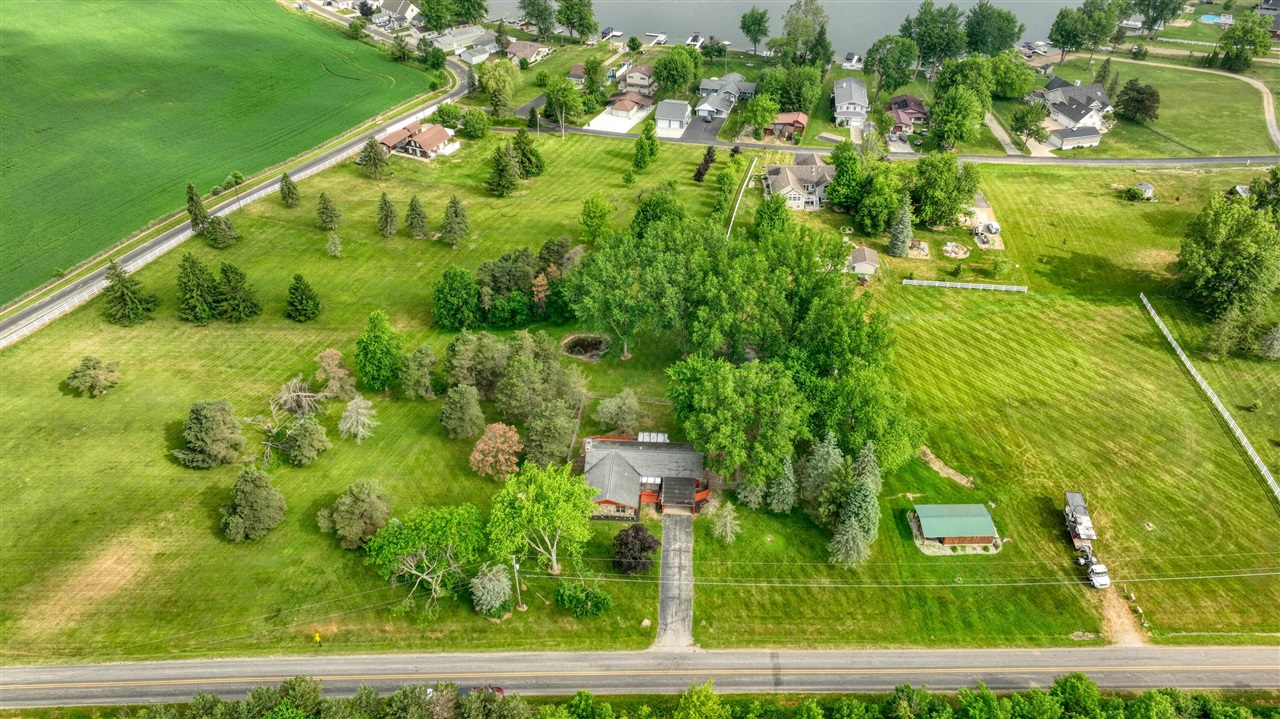 1260 N Posey Lake Highway Property Photo 1