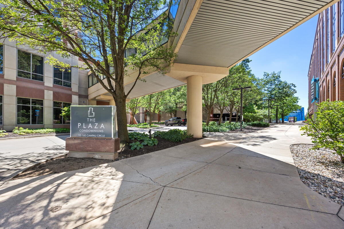 57 Campau Circle Property Photo 3