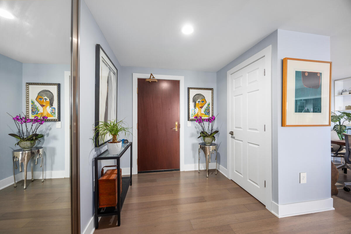 57 Campau Circle Property Photo 4