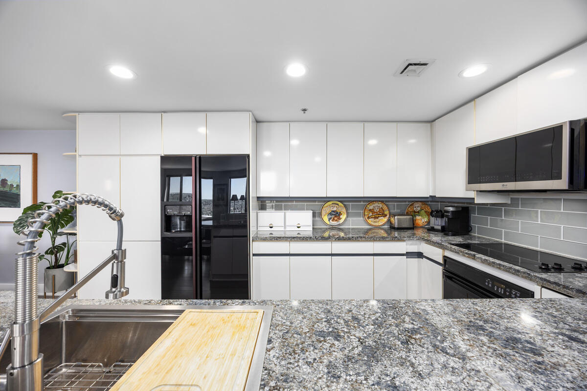 57 Campau Circle Property Photo 12