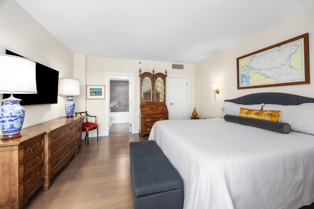 57 Campau Circle Property Photo 15