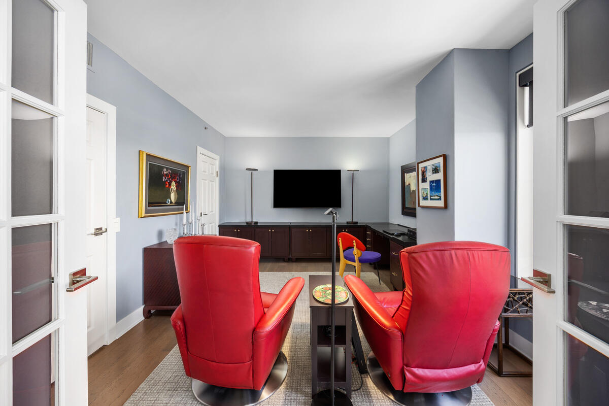 57 Campau Circle Property Photo 20