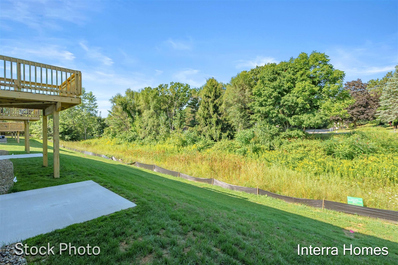 1593 N Village Circle Property Photo 29