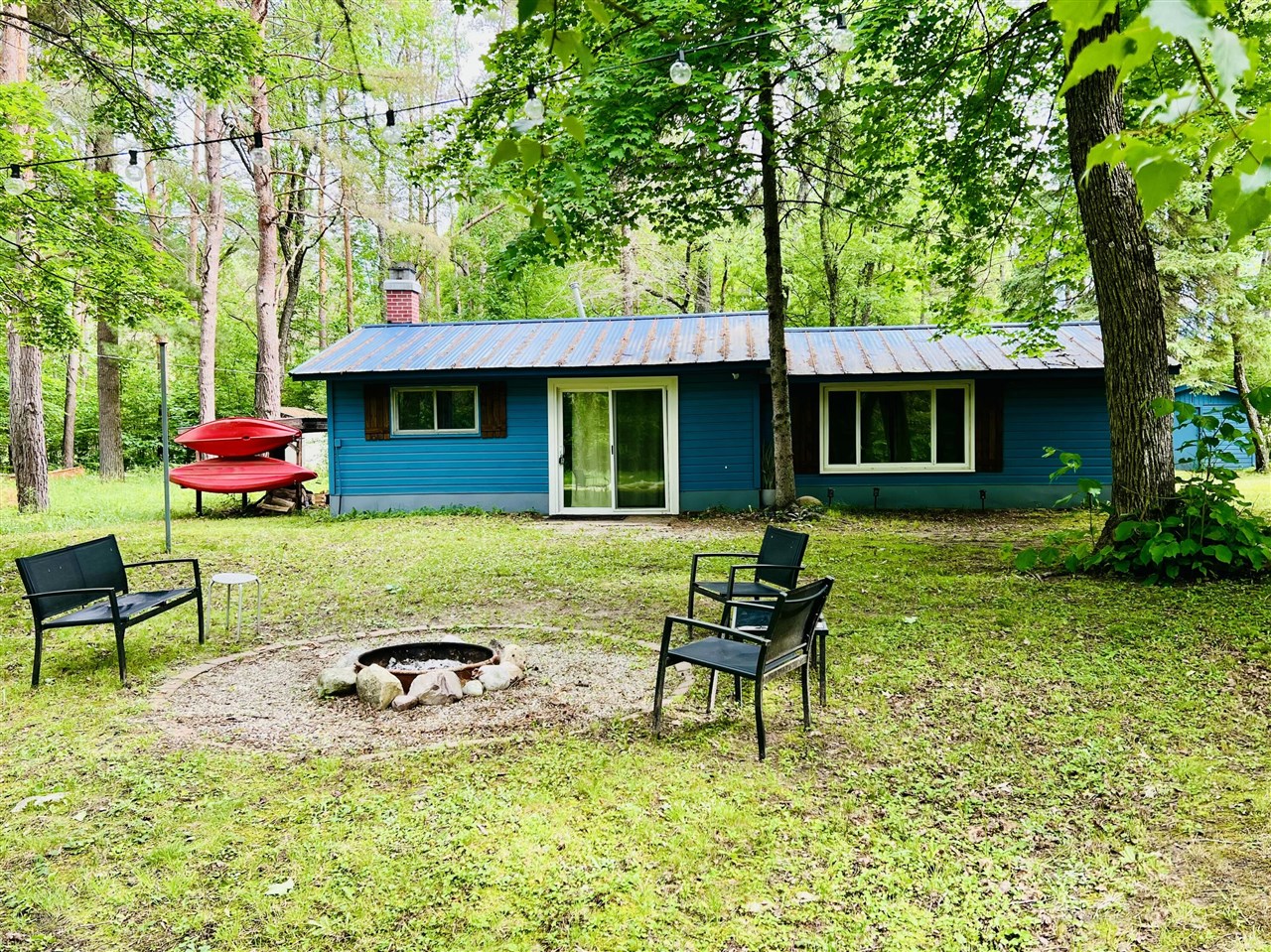 5022 E State Road Property Photo 1
