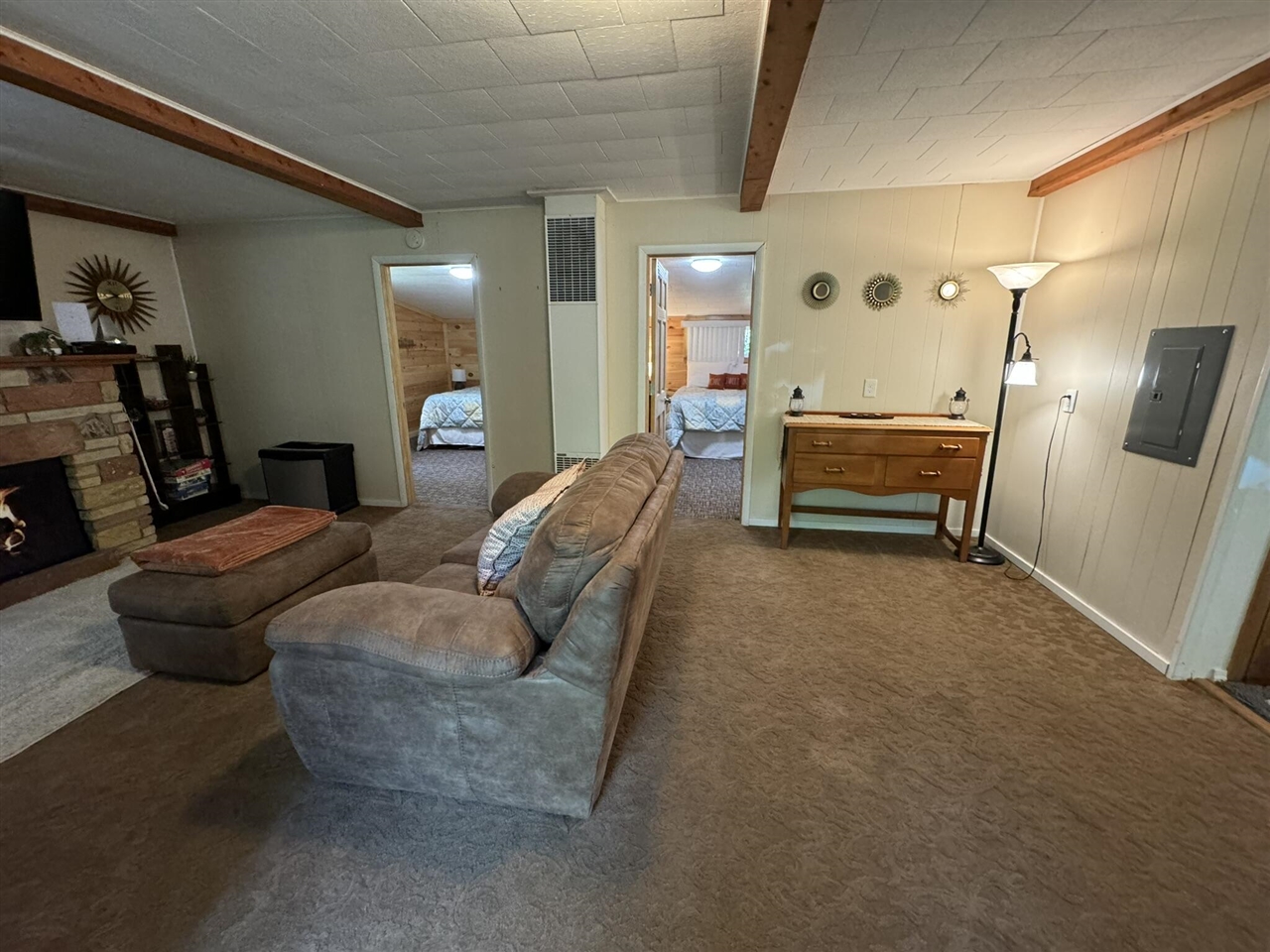 5022 E State Road Property Photo 7
