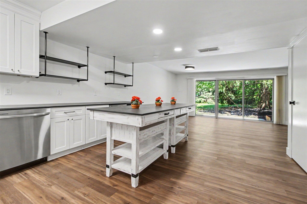 731 Skynob Drive Property Photo 15