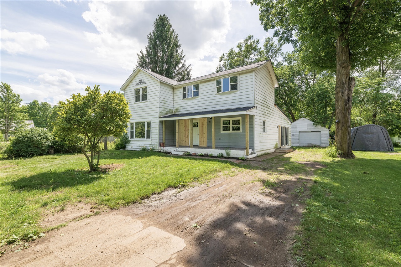 315 East Street Property Photo 1