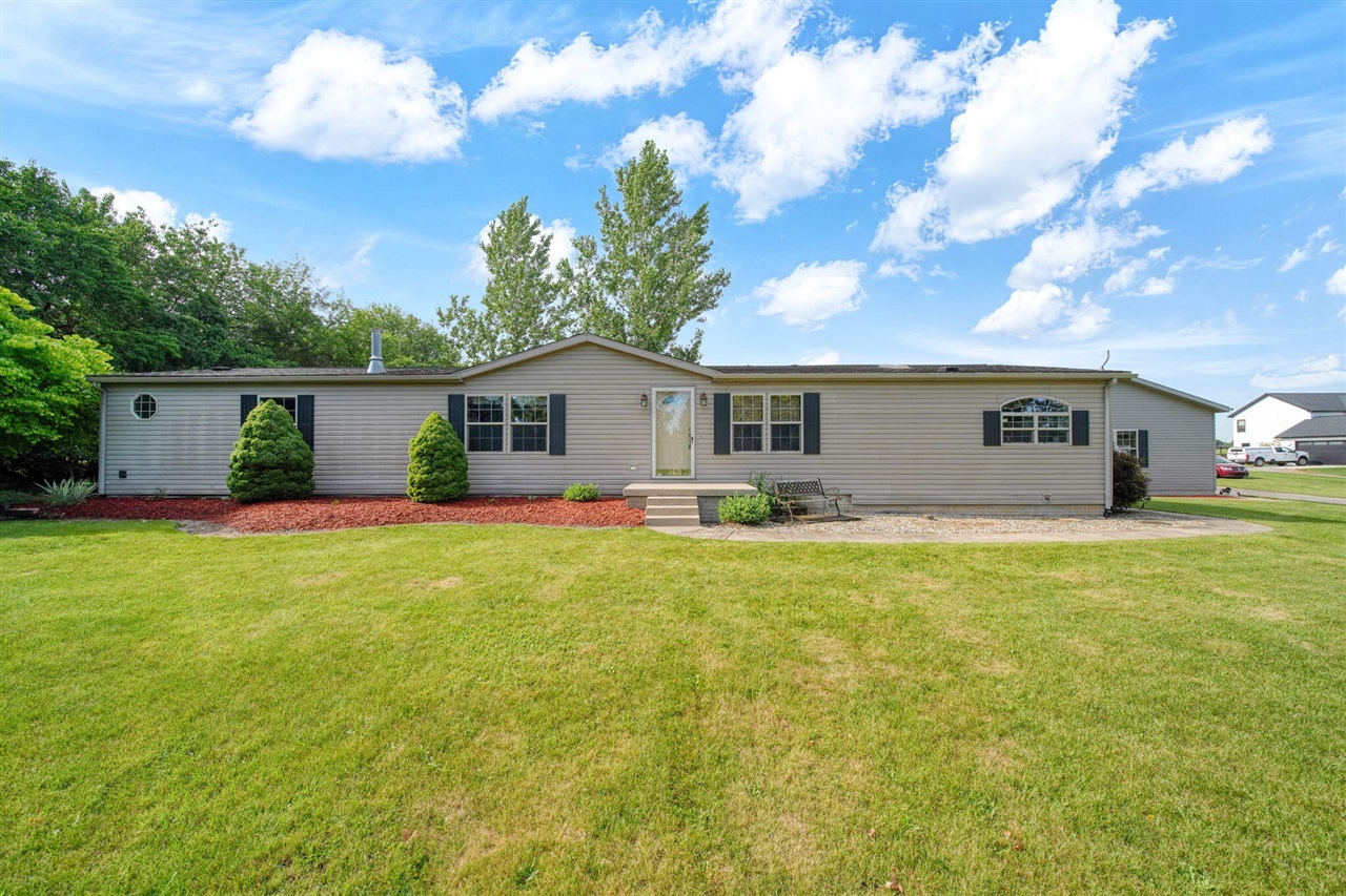 13465 Horning Road Property Photo 2