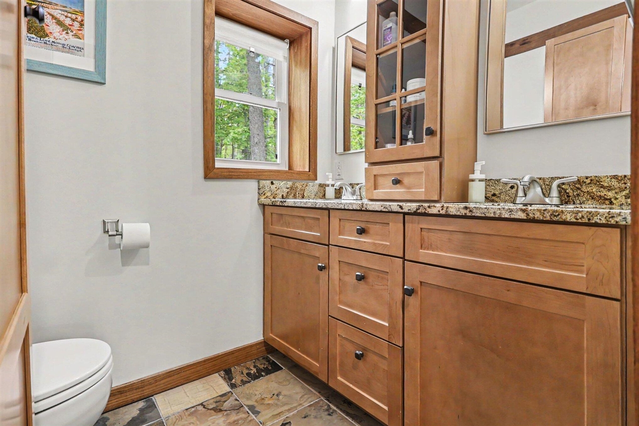 10953 Red Bud Trail Property Photo 12
