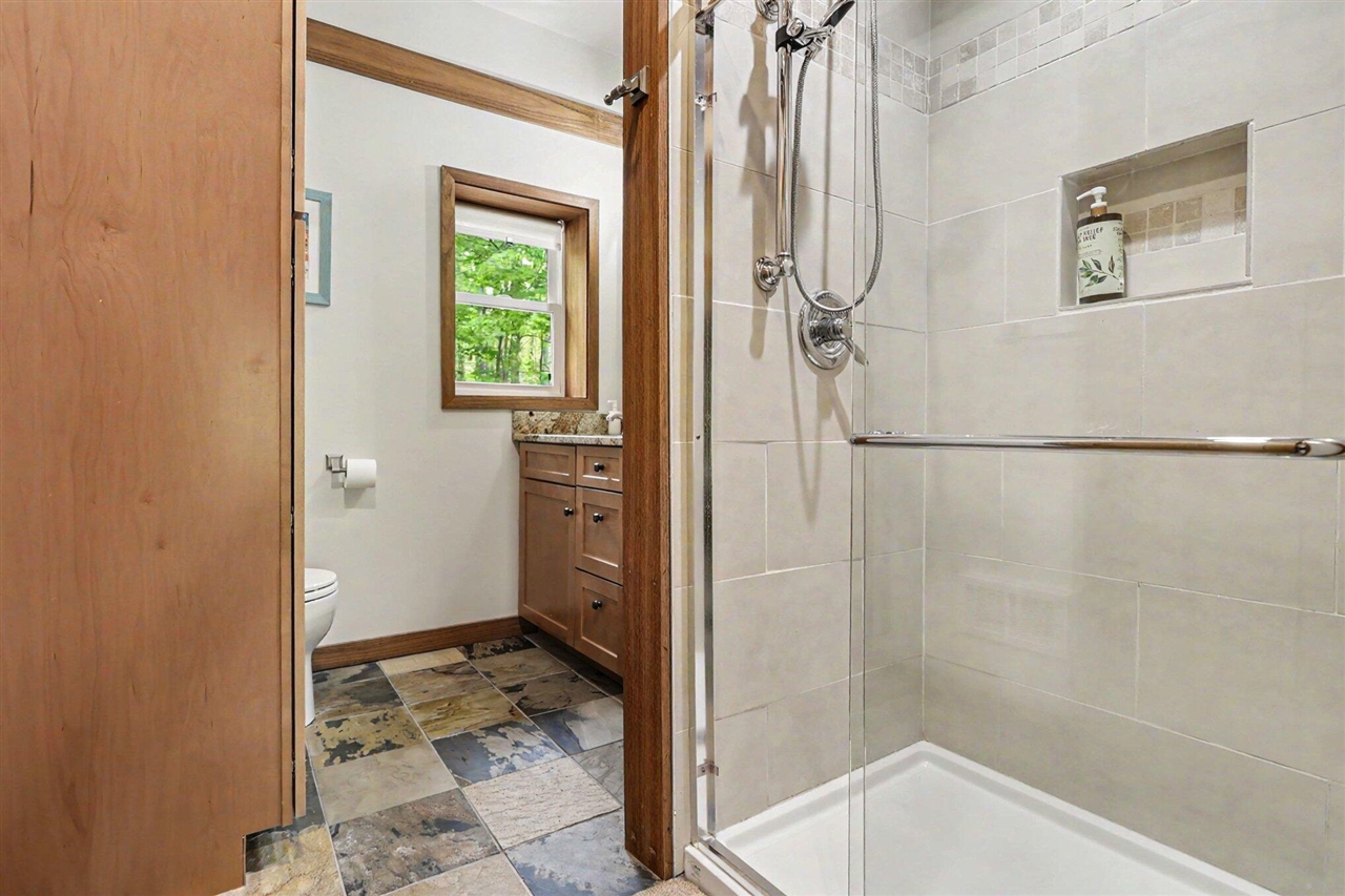10953 Red Bud Trail Property Photo 13