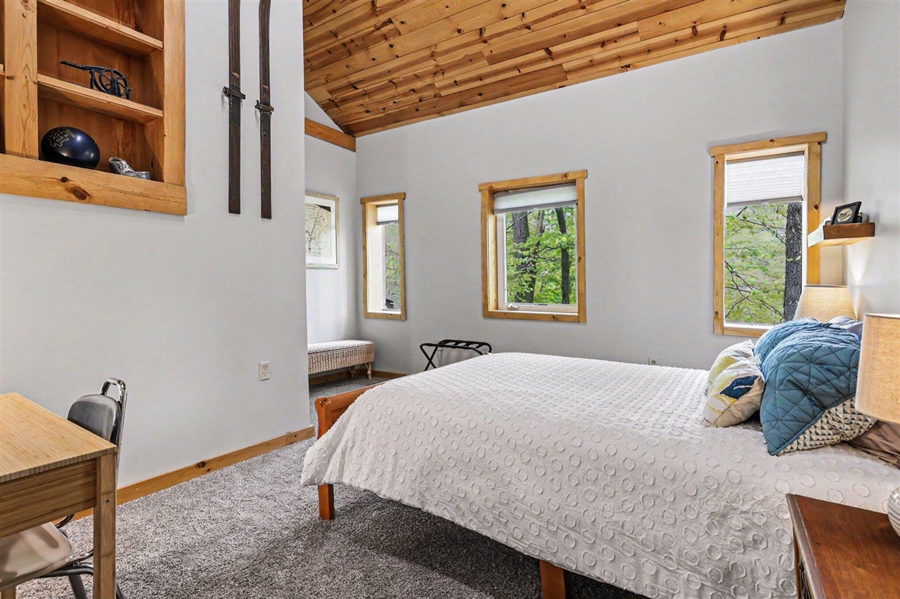 10953 Red Bud Trail Property Photo 14