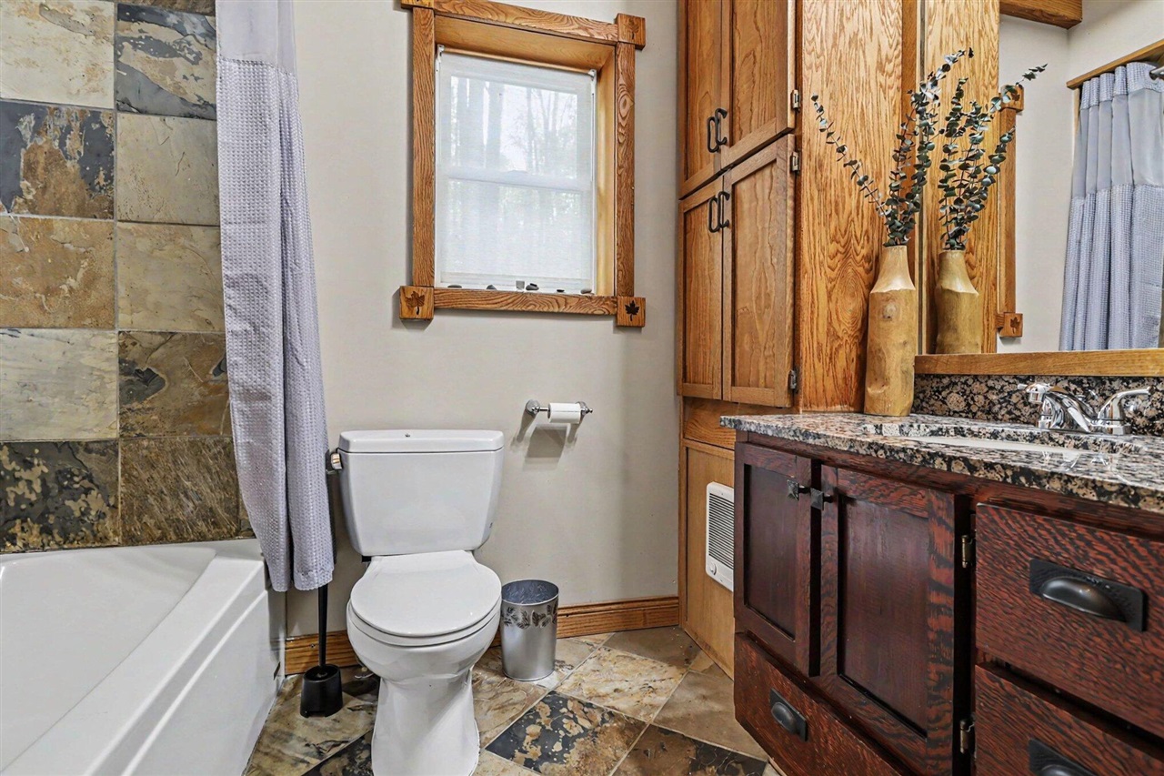 10953 Red Bud Trail Property Photo 15