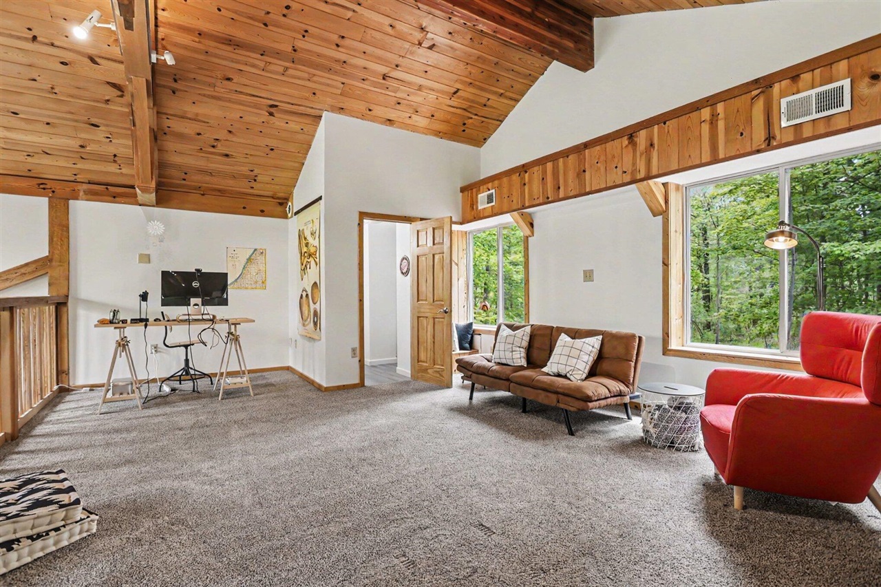 10953 Red Bud Trail Property Photo 17