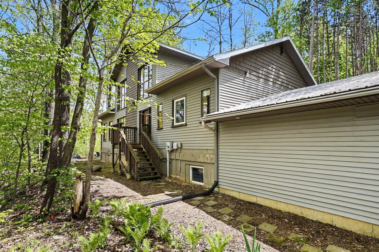 10953 Red Bud Trail Property Photo 25
