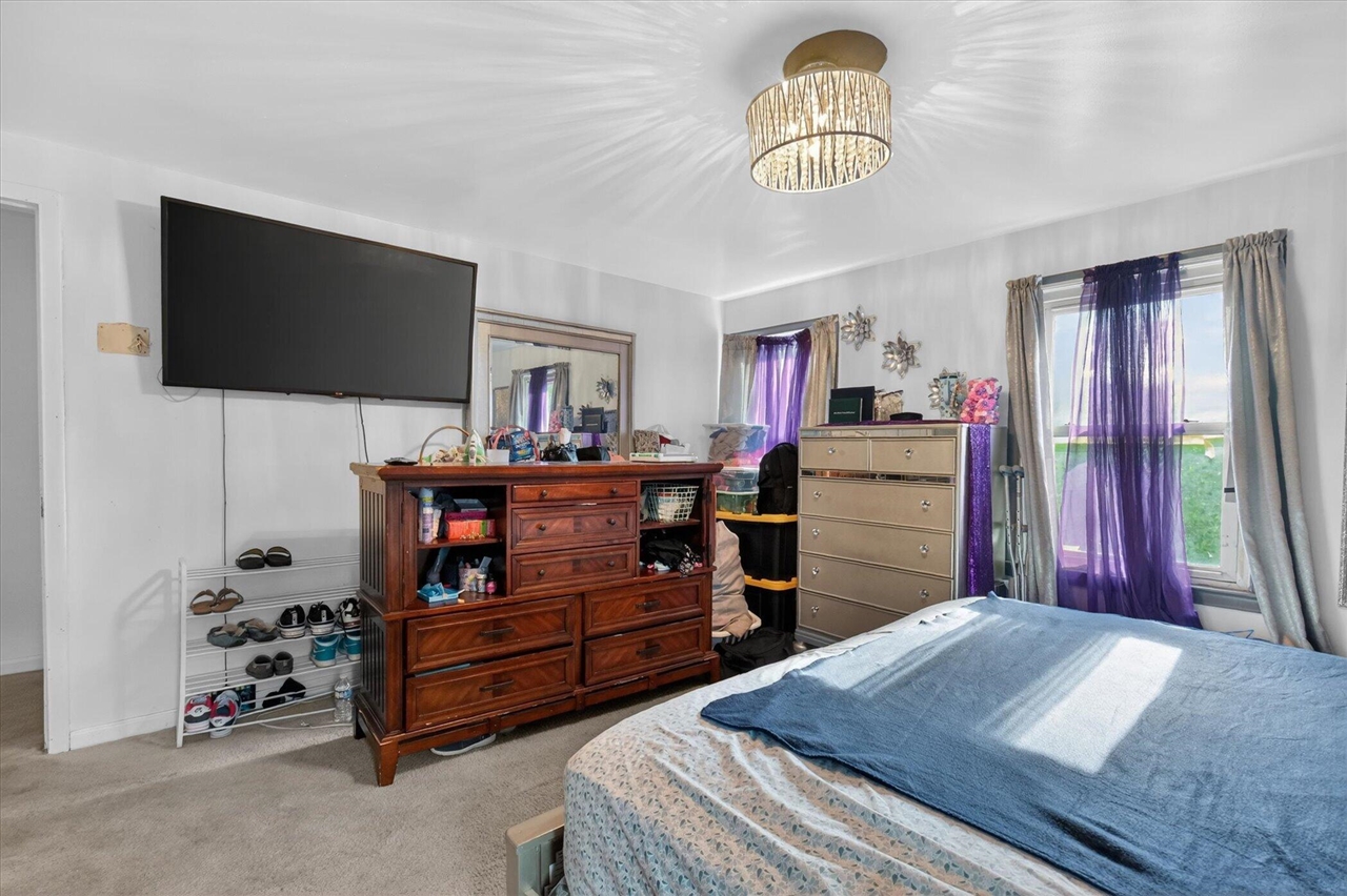 9884 W Outer Drive Property Photo 16