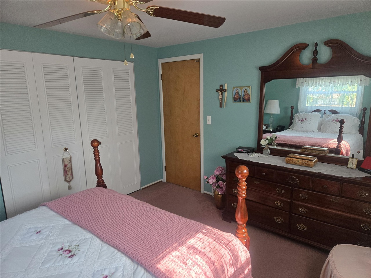120 E Houstonia Avenue Property Photo 11
