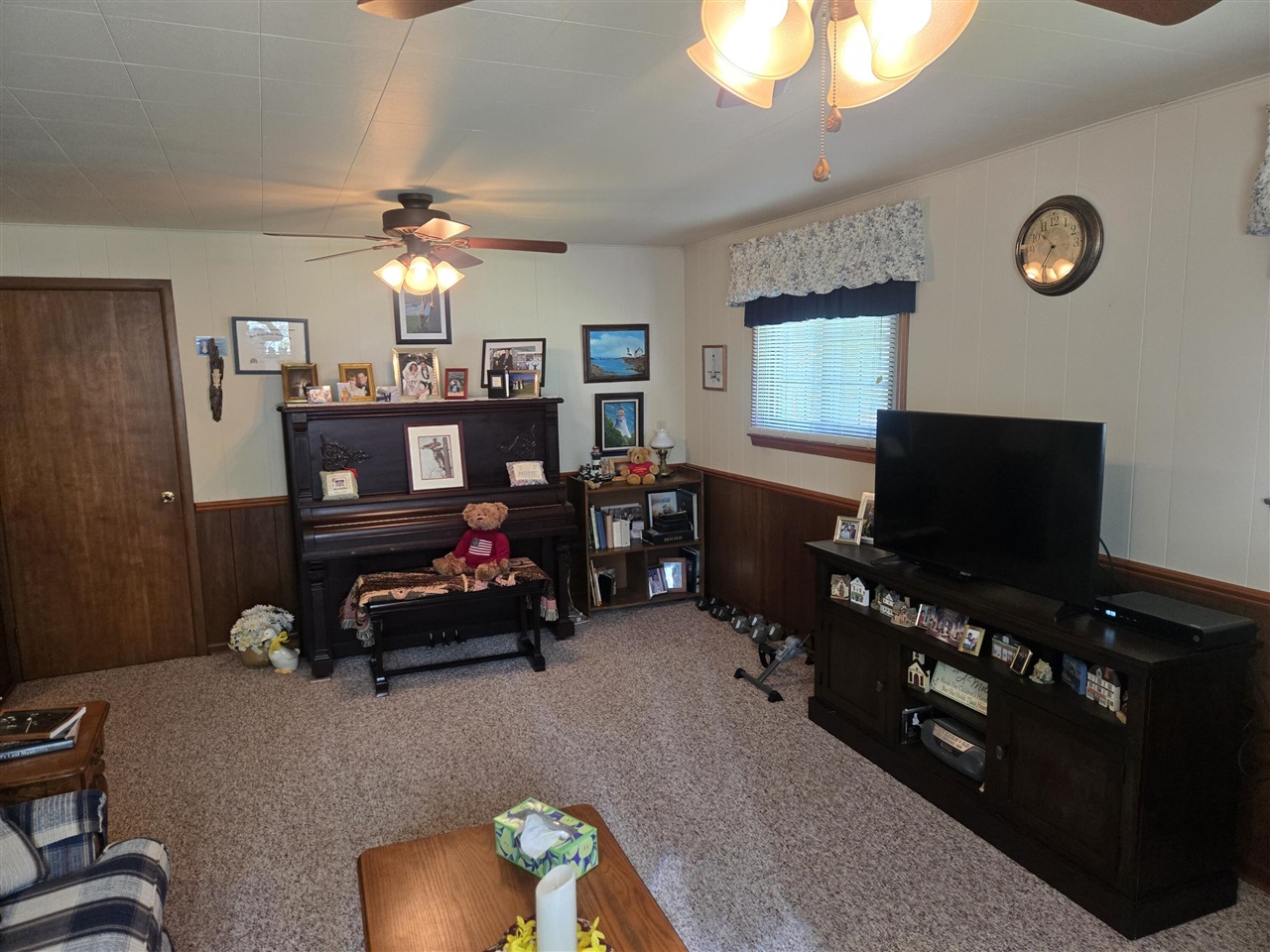 120 E Houstonia Avenue Property Photo 25