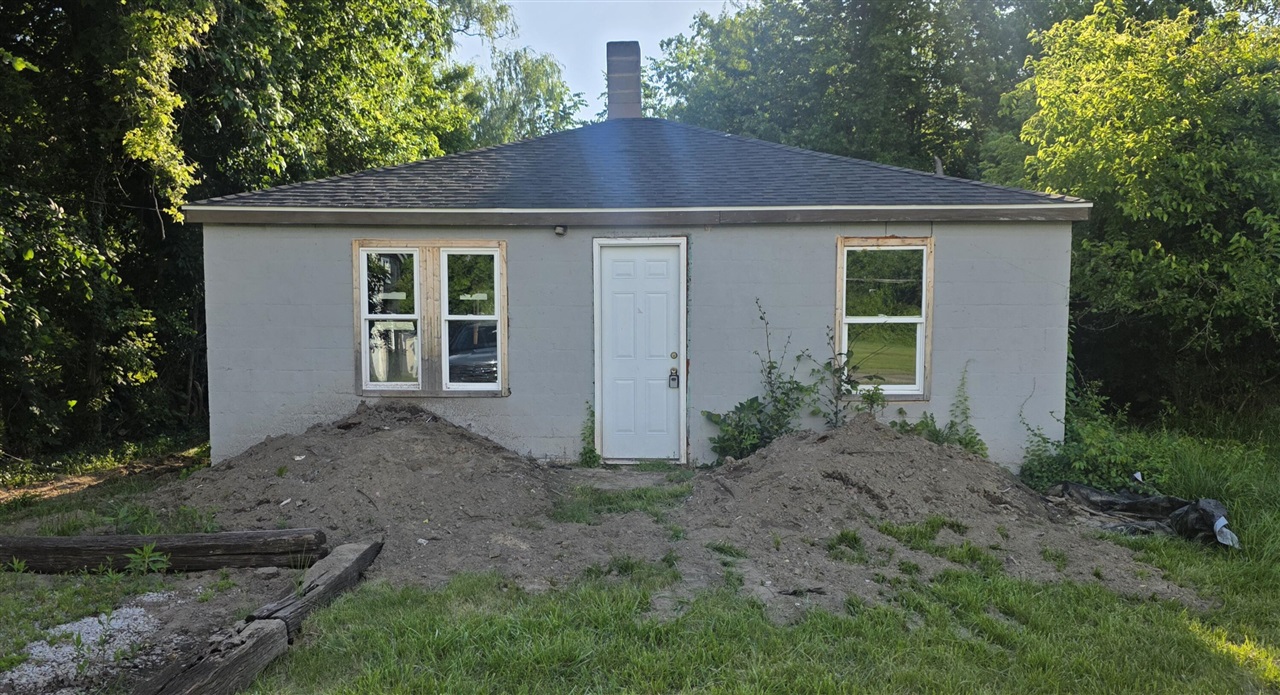 336 S Crystal Avenue Property Photo 1
