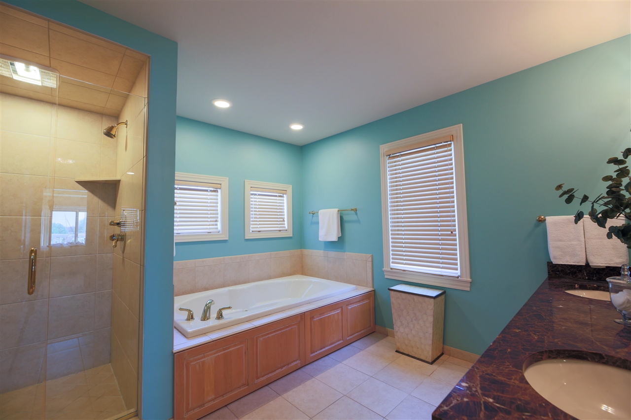 229 Keelson Drive Property Photo 22