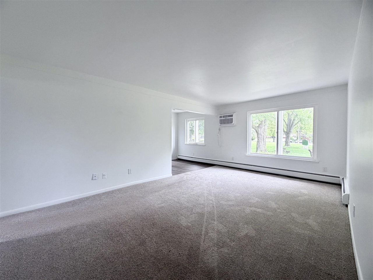 1701 Charlton Road Property Photo 6