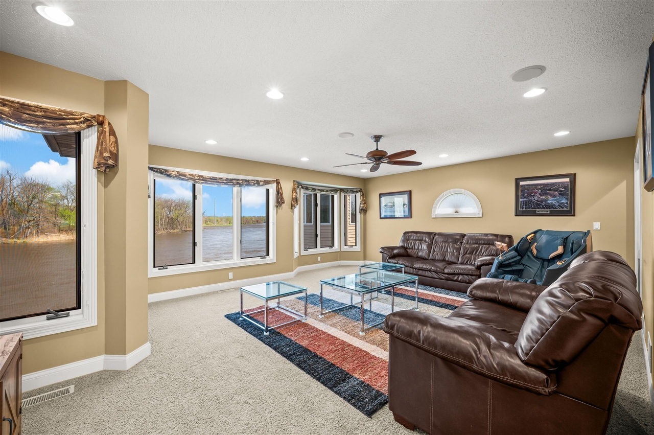2349 Riverside Pointe Drive Property Photo 33